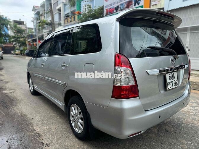 Toyota Innova 2012 V - 125000 km