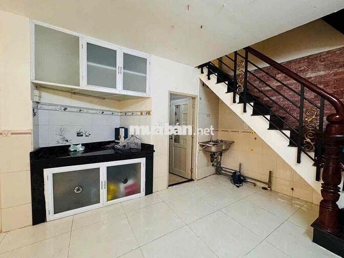 Cho thuê NC Cư Xá Đô Thành, Quận 3 2pn 2wc  nở hậu 3.9m