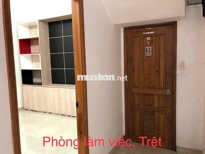NGUYÊN CĂN QUẬN 10 ( 10x14 ) 6 PHÒNG , CÓ SÂN TO KD TỰ DO