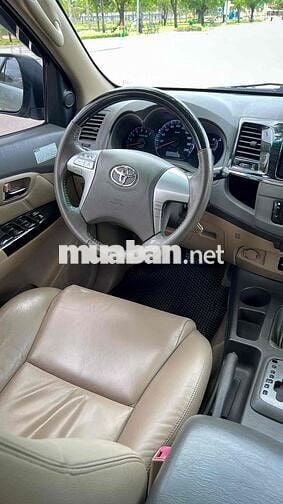 Toyota Fortuner 2013 - 105000 km