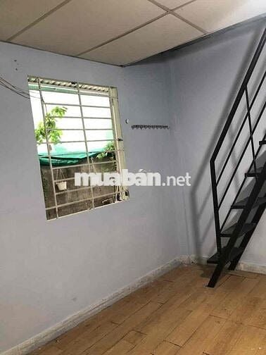 nhà liên kề một trệt một lầu ngã tư Bình triệu