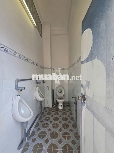Mặt bằng trệt 2 lầu trống suốt đường 30-4 chỉ 25 triệu