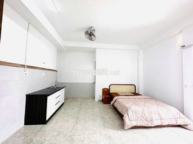 STUDIO BAN CÔNG FULL NT NGAY NGÃ TƯ PHÚ NHUẬN, SÂN BAY AN NINH TIỆN NG