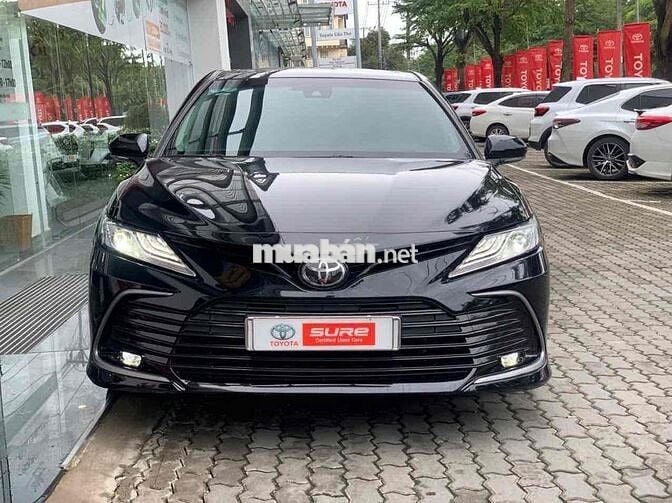 Toyota Camry 2022 2.0 Q - lướt 57.000 km