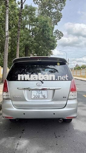 Toyota Innova 2009 G - 120000 km