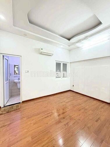 Nhà 2 Lầu Sẵn 3 Máy Lạnh Ngay Cao Đẳng Điện Lực