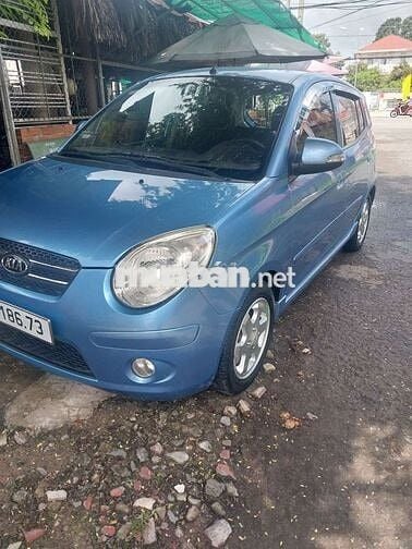 Cần bán gấp xe kia 5 chổ số tự động 9 chủ bán