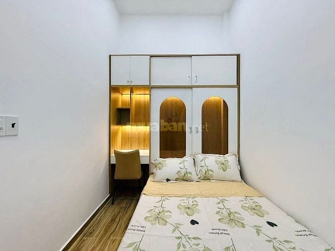  Căn nhà đẹp 52.8m2 ngay Dương Quảng Hàm, GV giá 3.2 Tỷ. SHR, hẻm 5m  