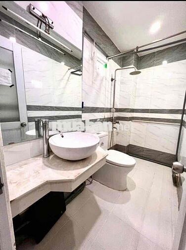 CHO THUÊ 2PN- 2 GÁC ĐƯỜNG NGUYỄN ĐÌNH CHIỂU PHÚ NHUẬN