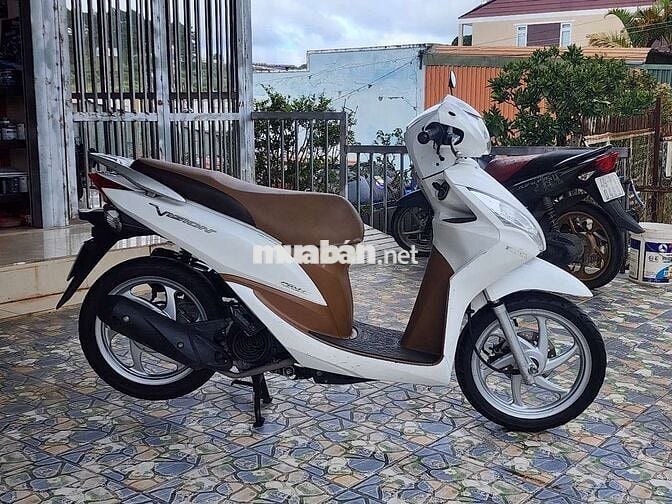 Honda Vision 2013 máy ngon xe sạch sẽ.