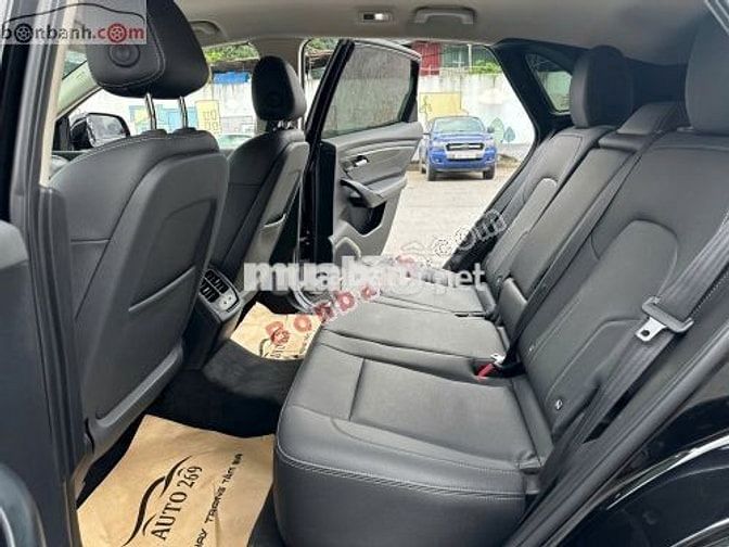 VinFast VF8 Eco 2v