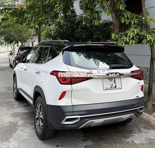 Kia Seltos Luxury 1.4 AT 2022