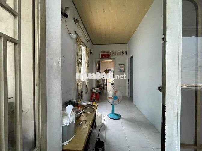 Cần bán nhà cấp 4 Tôn Đản, quận 4. DT 149m, sổ hồng. Giá bán 9,5tỷ(TL)