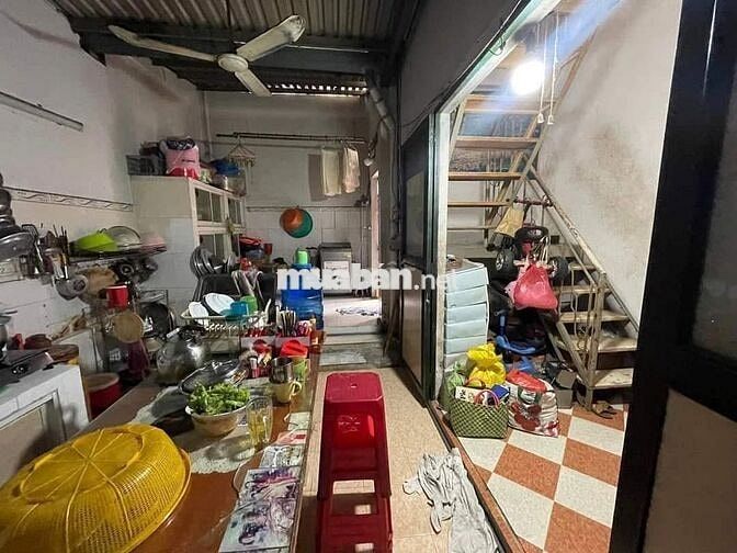 Cần bán nhà cấp 4 Tôn Đản, quận 4. DT 149m, sổ hồng. Giá bán 9,5tỷ(TL)