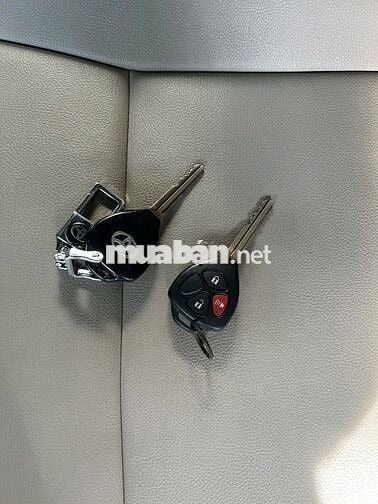 Toyota Corolla Altis 2010 1.8G AT - 124000 km