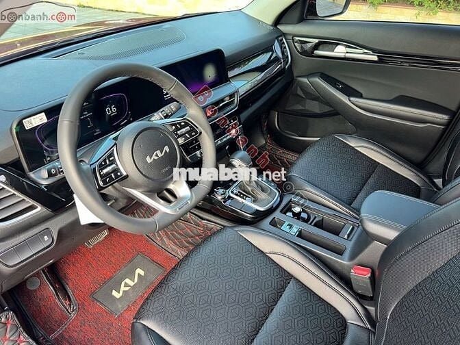 Kia Seltos Luxury 1.5 AT 2024