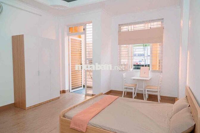 Cho Thuê Căn Hộ Studio 35m2 Ban Công, Đường Chu Văn An, Gần UTH, VLU