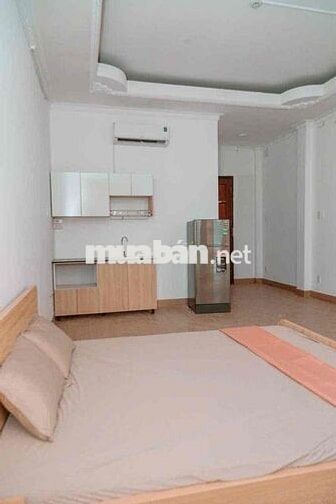 Cho Thuê Căn Hộ Studio 35m2 Ban Công, Đường Chu Văn An, Gần UTH, VLU
