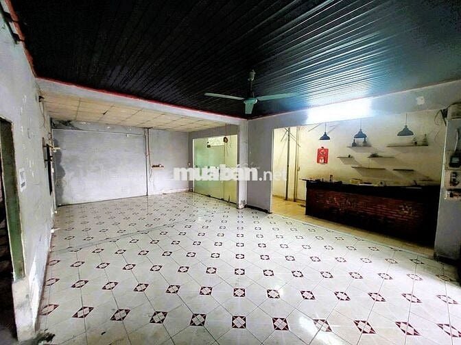 cho thuê mặt bằng kinh doanh mặt tiền sầm uất, ngang 7,6m, dt 220m²
