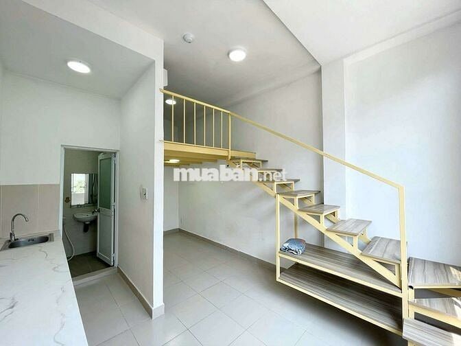 DUPLEX CỬA SỔ TRỜI RỘNG NHƯ BAN CÔNG GẦN FTU HUTECH UTH