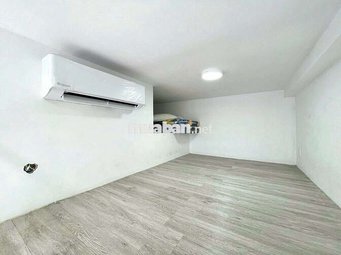 DUPLEX CỬA SỔ TRỜI RỘNG NHƯ BAN CÔNG GẦN FTU HUTECH UTH