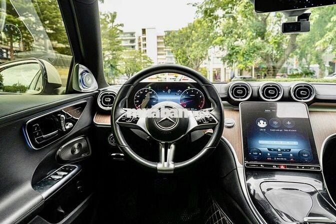 C200 Avantgarde Plus 2021 - sang trọng hiện đại