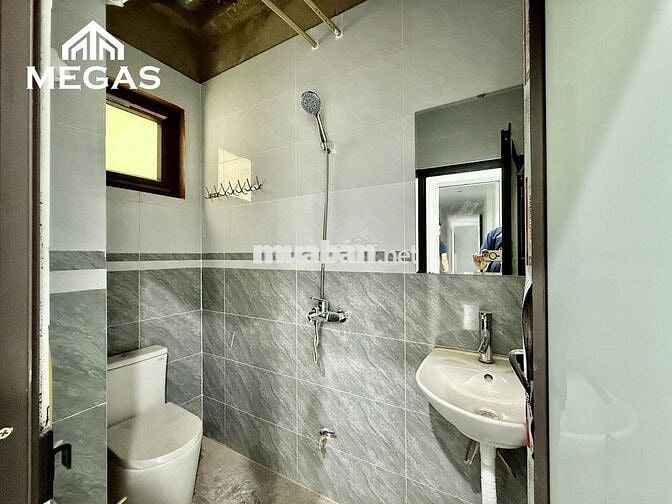 CHO THUÊ CĂN HỘ STUDIO BAN CÔNG SIÊU THOÁNG NGAY BẾN XE MỸ ĐÌNH