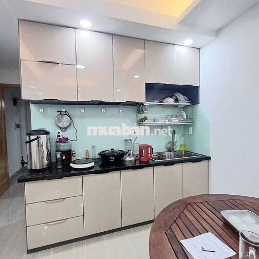 CHÍNH CHỦ CHO THUÊ NHÀ MỚI 1PN TÁCH BẾP , BAN CÔNG 60M2 GẦN UEF, GTVT