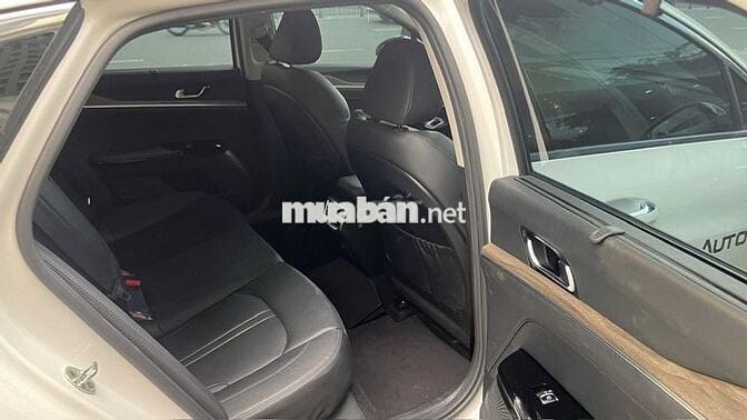 Kia K5 2022 2.0 Premium - 13000 km- Tặng Bảo hiểm
