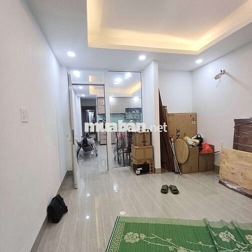CHÍNH CHỦ CHO THUÊ NHÀ MỚI 1PN TÁCH BẾP , BAN CÔNG 60M2 GẦN UEF, GTVT