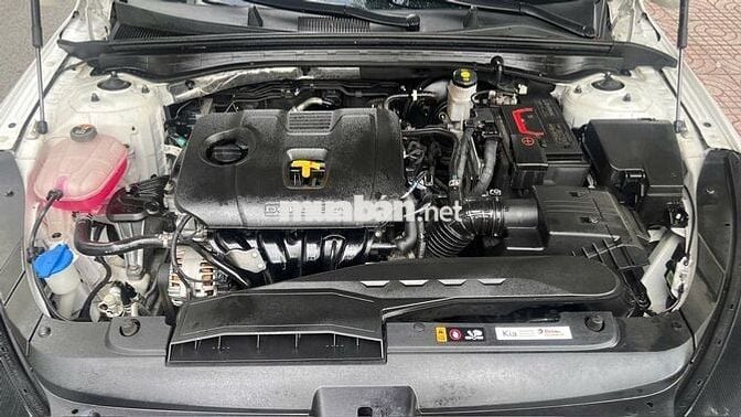 Kia K5 2022 2.0 Premium - 13000 km- Tặng Bảo hiểm