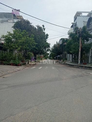 Bán Gấp nhà đường số 5 ngay góc đường số 10 dt: 4,5x18m, 2 lầu st