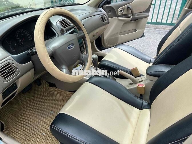 Ford Laser 2004 GHIA 1.8 AT - 100000 km