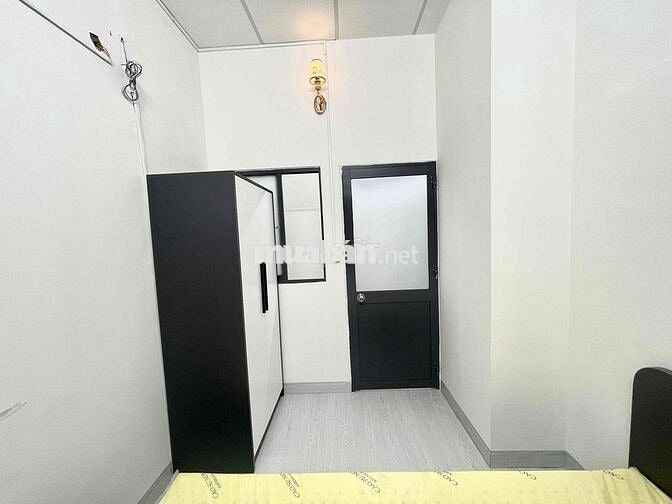 🏡CHO THUÊ 2Phòng Ngủ mớii xây, ở được 4ng4xe ngay CMT8, Q1,Q3