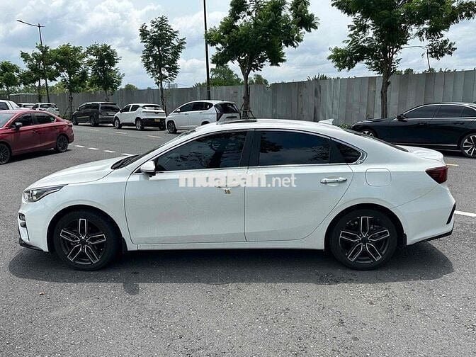 Kia Cerato 1.6 AT Luxury 2020 - 63000 km