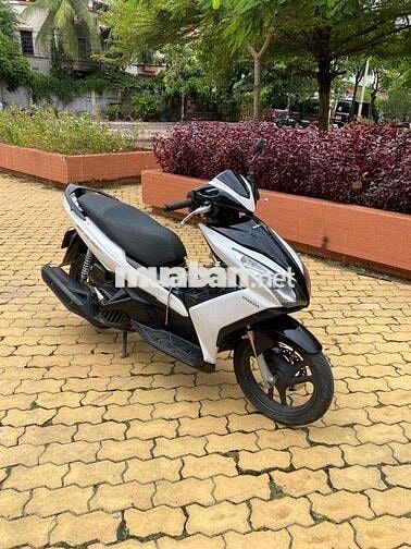 Honda AB(2014)bstp,chính chủ,xe đẹp máy zin êm ru