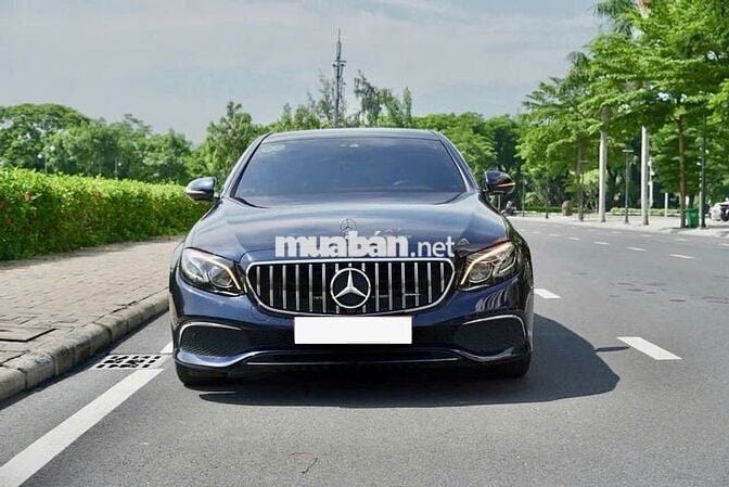 Mercedes E200 Sport 2019 - hiện đại lịch lãm