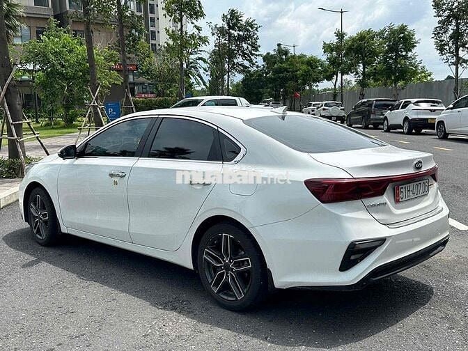 Kia Cerato 1.6 AT Luxury 2020 - 63000 km