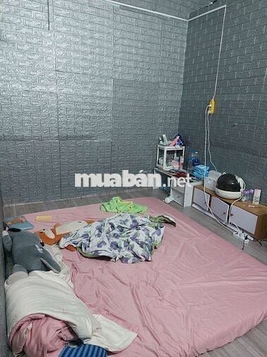 Phòng trọ diện tích 20m2 ,đường bàu cát ,quận tân bình