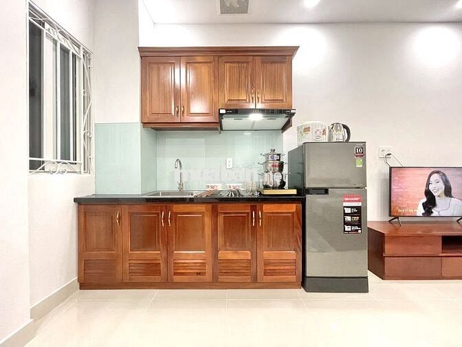 Ở ngay! Căn STUDIO MỚI gần CV Lê Thị Riêng Q.10 THANG MÁY - BẢO VỆ