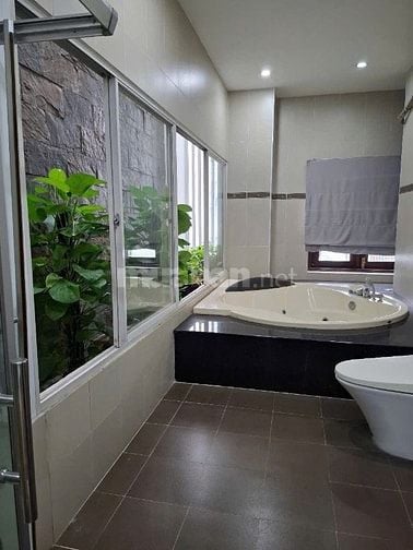 ⭐️Biệt thự 3 Lầu khu CAO CẤP hẻm xe tải 8m Hoàng Hoa Thám,  P13, Q.TB.