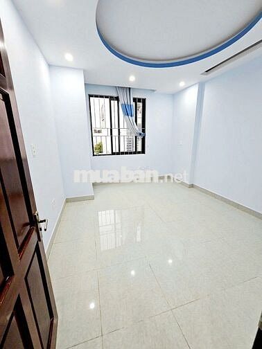 Nhà 2 Lầu Có Sân Thượng Đường Nguyễn Văn Quá 12.8tr/th