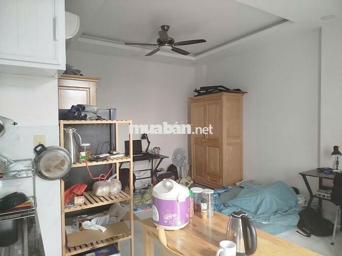 Tìm sv ở ghép phòng 40m2, full nội thất, gần SPKT, 1tr7/1 tháng