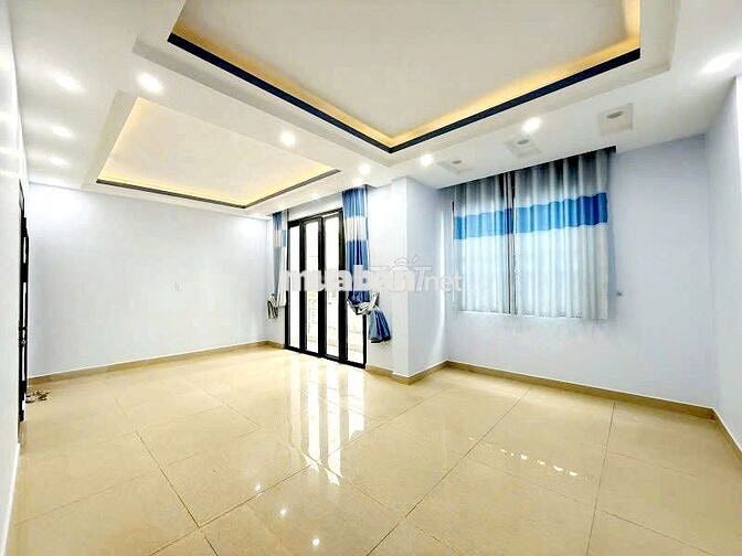 Nhà 2 Lầu Có Sân Thượng Đường Nguyễn Văn Quá 12.8tr/th