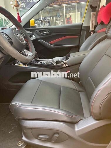 MG MG5 2024 - 11000 km