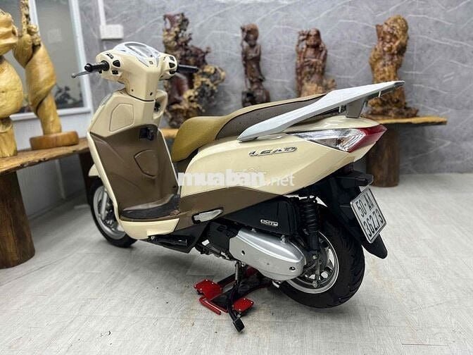 👉Honda Lead chính chủ bstp máy móc zin êm