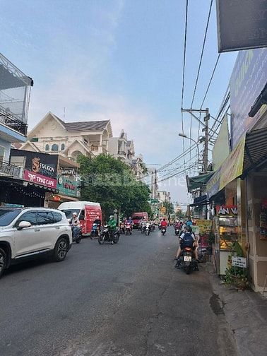BÁN NHÀ NGAY KCN TÂN BÌNH TÂY THẠNH NỐI DÀI  DT 107M2 HẺM OTO VÔ NHÀ 