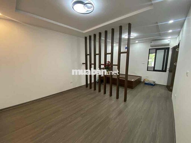 NHÀ TẬP THỂ TẦNG 2 SIÊU HIẾM - Ô TÔ ĐỖ CHÂN CẦU THANH