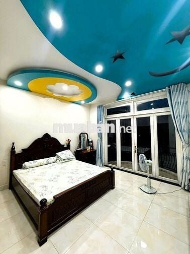 Nhà 93m2 hẻm xe hơi đường số 9 phường Linh Tây 4 phòng ngủ gần chợ