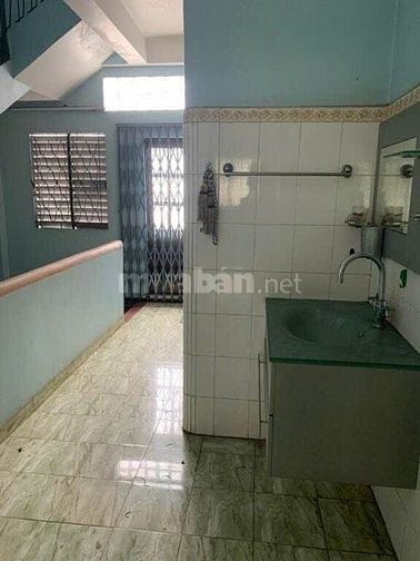 Cho thuê nhà mặt tiền Minh Phụng, P.10, Q.11 giá 25tr